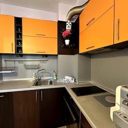 Cozy Flat In Central София Екстериор снимка